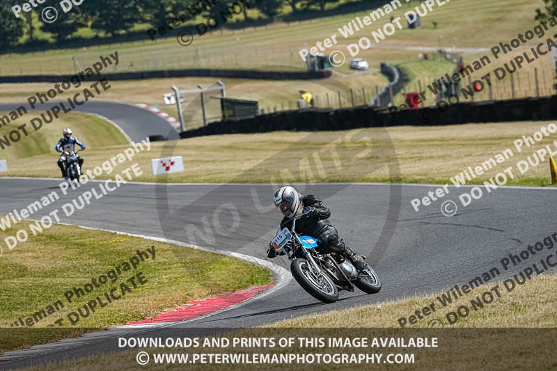 cadwell park;cadwell park photographs;cadwell trackday photographs;enduro digital images;event digital images;eventdigitalimages;peter wileman photography;racing digital images;trackday digital images;trackday photos